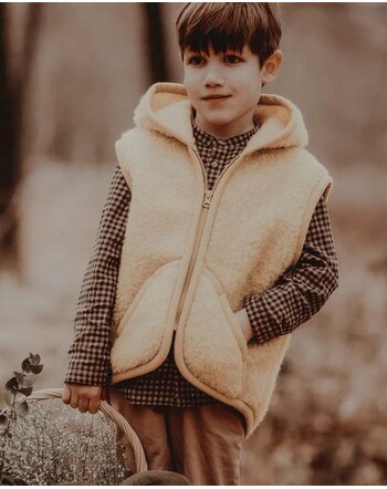 Alwero Kinderweste mit Kapuze Wolle Robby - English Tea