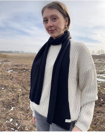 Halfen Strickerei Womans Scarf Merinowool - Marine