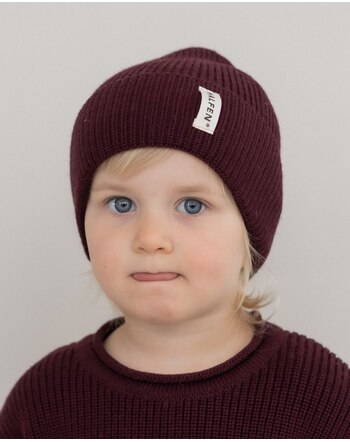 Halfen Strickerei Kinder-Mütze/Beanie aus Merinowolle - Cherry