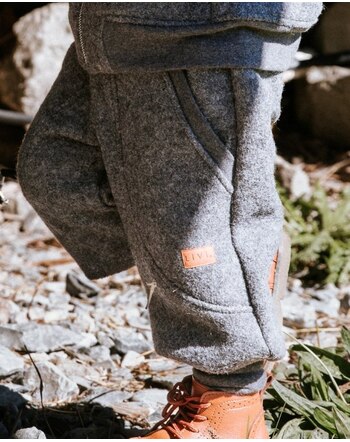 LiVi Berlin Walk-Jogger aus robustem Schurwoll-Walk - Grau