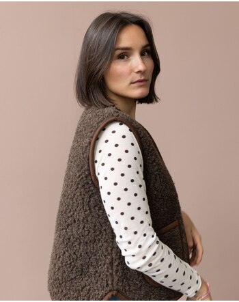 Wollbebi Woll-Weste 'Dotti' für Damen mit Taschen aus Schurwolle - Schokobraun 🤎