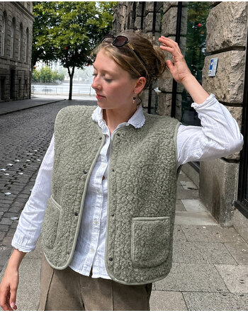 Wollbebi Woll-Weste 'Dotti' für Damen mit Taschen aus Schurwolle - Hellgrün