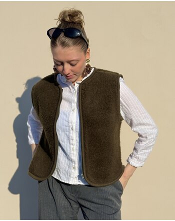 Wollbebi Woll-Weste 'Romi' für Damen mit Reißverschluss aus Schurwolle - Olive 💚