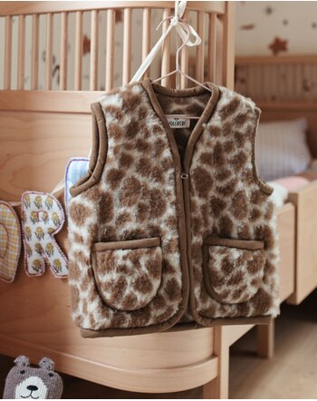 Wollbebi Woll-Weste 'Teddy' für Kinder aus Merinowolle - Giraffe