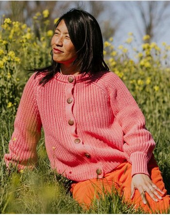 Yuki Damen-Strickcardigan 'Balloon Sleeve' aus Bio-Baumwolle - Punch