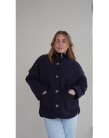 halfen-strickerei-damen-walkjacke-oversize-fit-schurwolle-marine