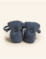 hvid-baby-schuehchen-aus-merino-wolle-denim