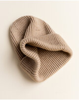 hvid-kinder-muetze-beanie-fonzie-merino-wolle-sand