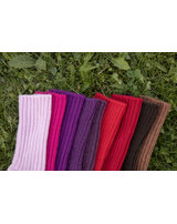 joha-wollsocken-in-rippoptik-fuer-herbst-winter-aubergine