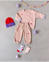 laessig-beanie-muetze-mit-umaschlag-merinowolle-stickereien-purple-poppy-red