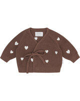 leevje-baby-wickel-strickjacke-herz-stickereien-bio-baumwolle-pecan
