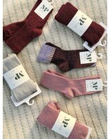 mp-denmark-glitzersocken-norma-glitter-aus-baumwoll-mischung-grape-skin