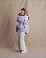 wollbebi-x-papiton-woll-weste-hodi-fuer-kinder-aus-merino-wolle-flieder